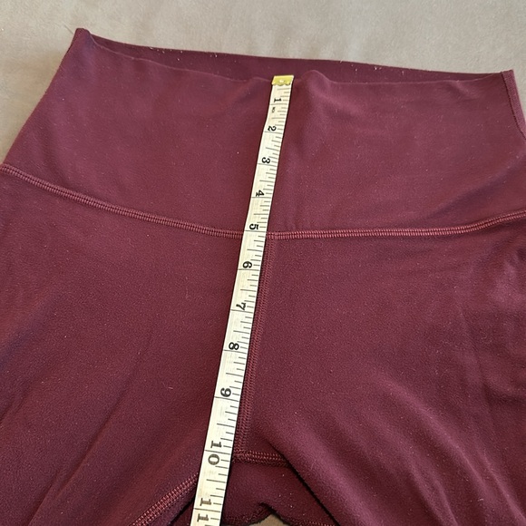 Lululemon Leggings Size 6 - Picture 9 of 10